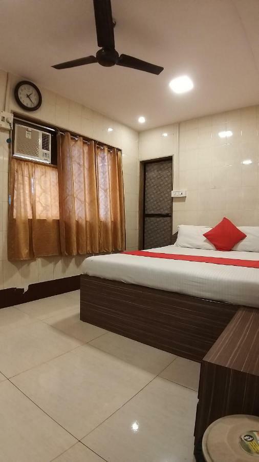 Hotel Saim Palace มุมไบ ภายนอก รูปภาพ