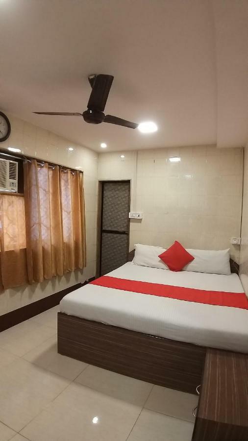 Hotel Saim Palace มุมไบ ภายนอก รูปภาพ